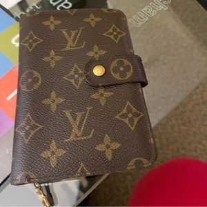 Louis Vuitton Monogram Wallet